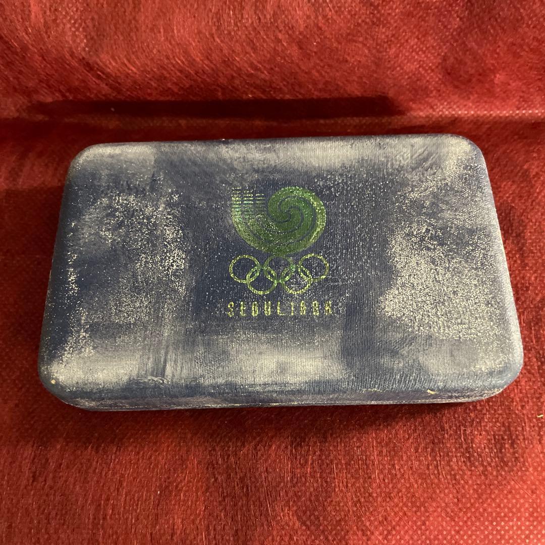 1988年 ソウル五輪　10,000ウォン・5,000ウォン　銀貨　約50g