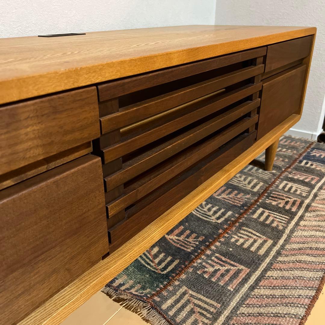 【美品】木製テレビボード モダンデザイン 125 北欧　無垢材