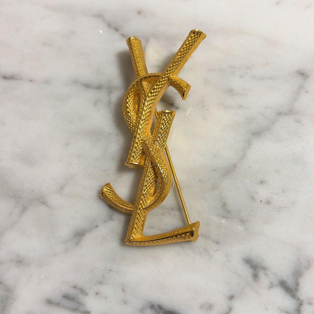 イヴサンローラン YSL ゴールド ロゴ ブローチ