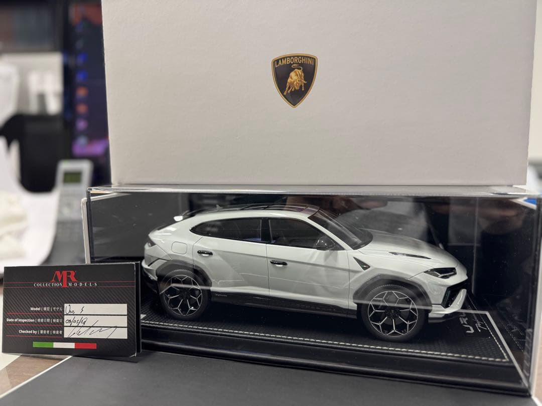 ハッピーランボルギーニ ウルスペルフォルマンテ MRコレクション