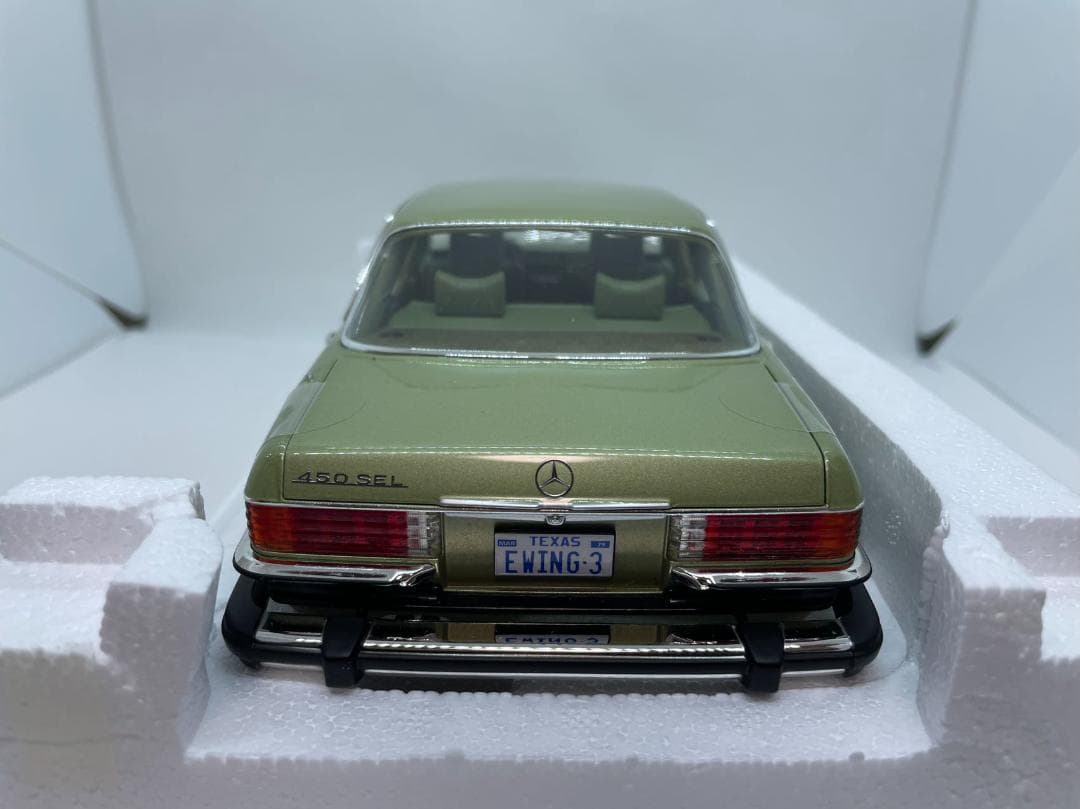 304-039 ノレブ 1/18 ベンツ 450 SEL US-Version