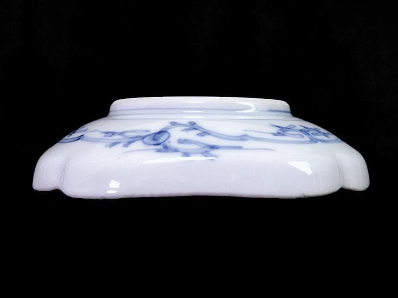 大聖寺伊万里　金襴手　松竹梅に草花紋の図　四方角皿 ５枚　C688AS-fbbi