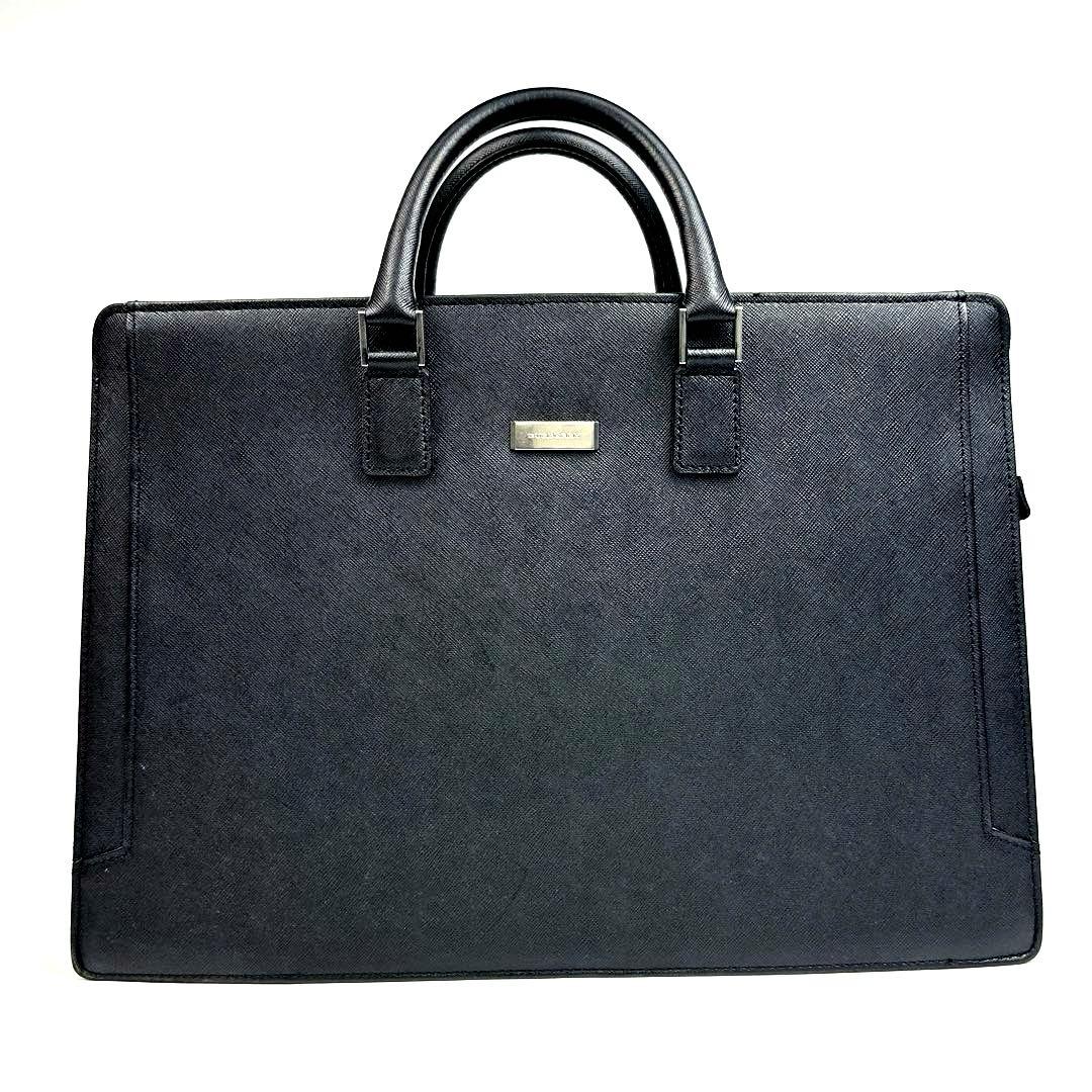 【美品】バーバリー　ビジネスバッグ　裏地総柄　サフィアーノ　レザー　ブラック