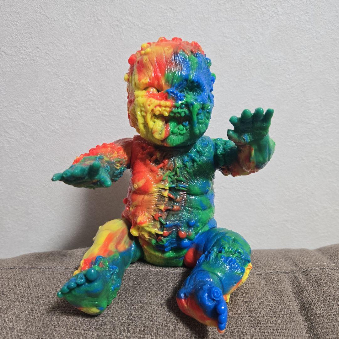 MiscreationToys × LulubellToys コラボソフビ