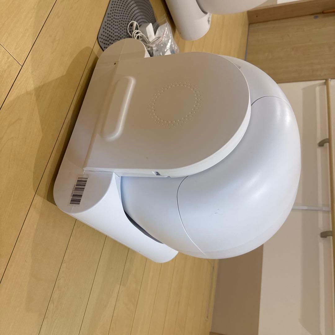 自動猫トイレ ホワイト 球体型　　説明書無し