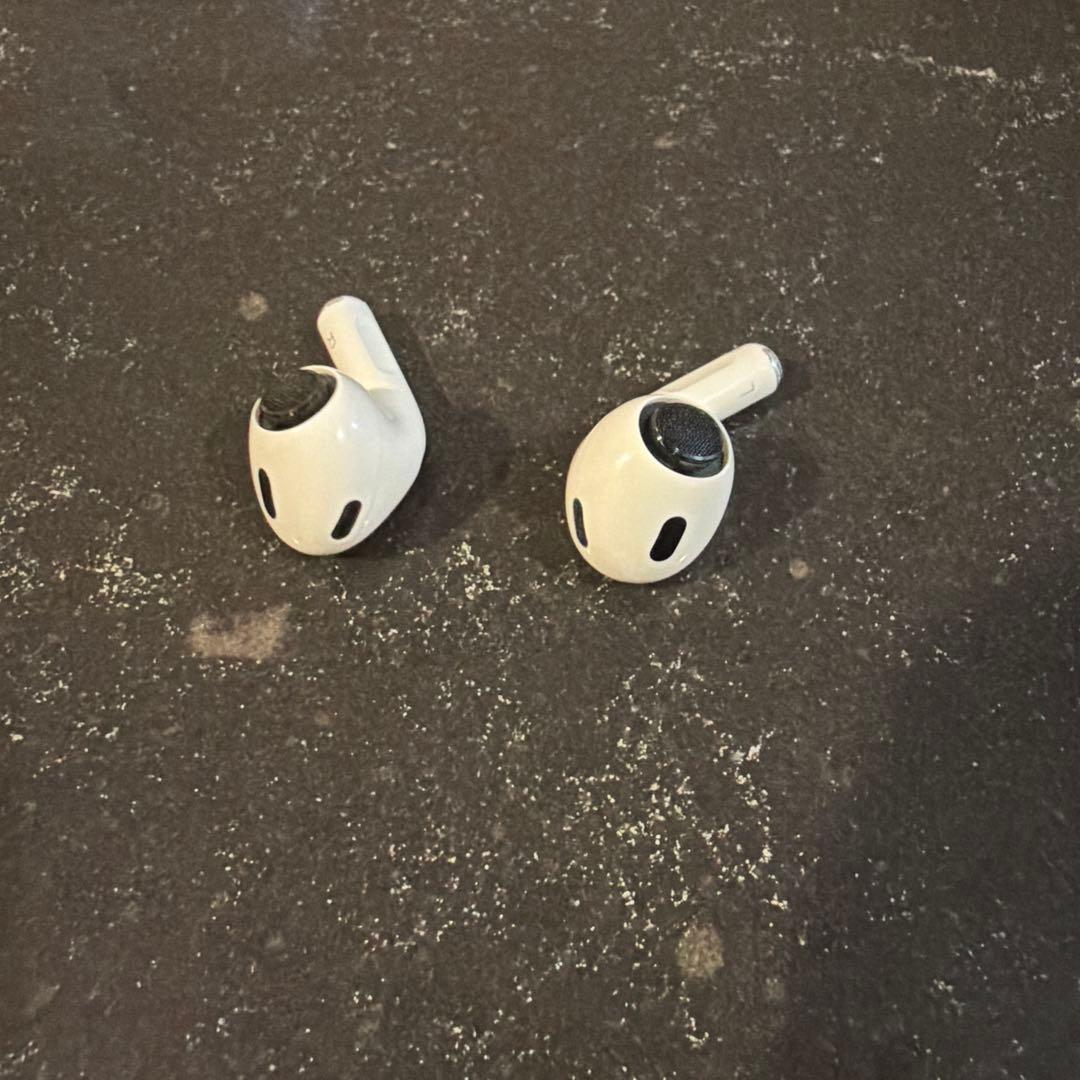 AirPods Pro (第2世代) 本体 Lightning