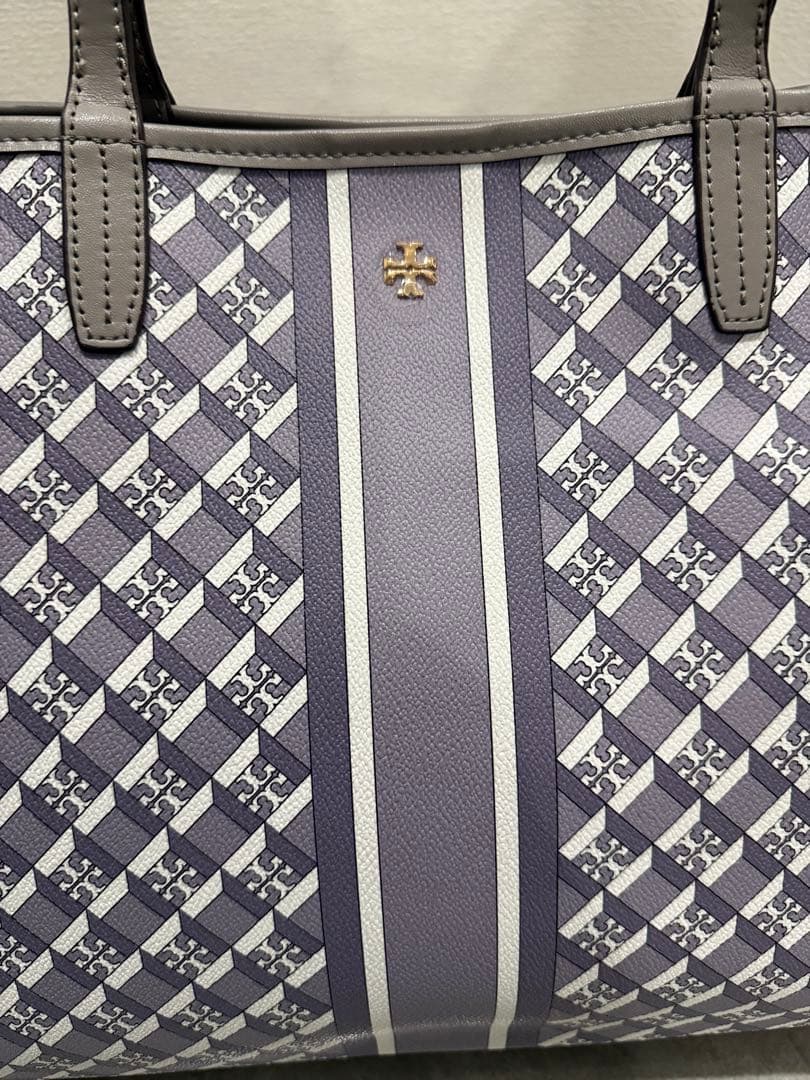 トリーバーチ　大容量トートバッグ グレー チェック柄