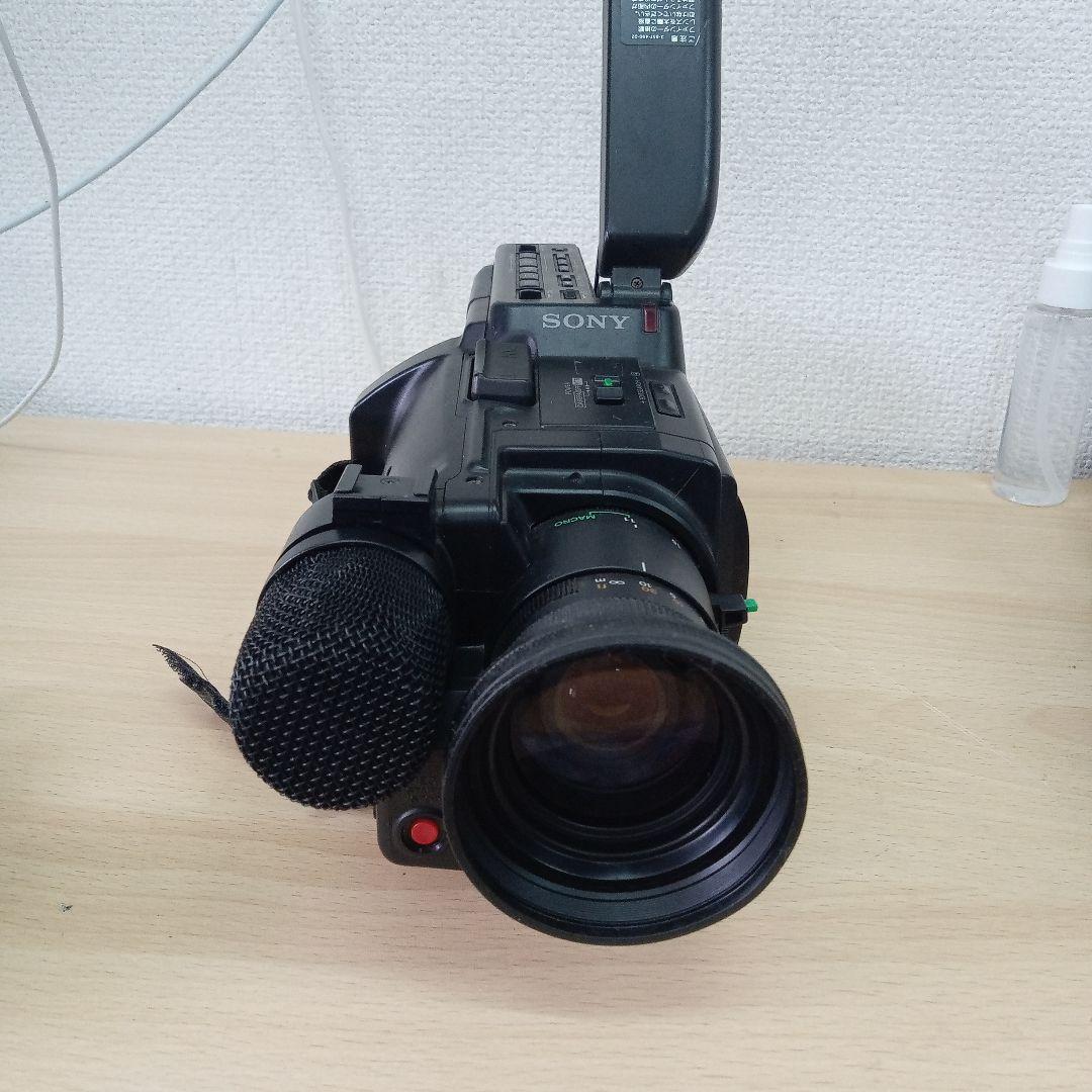ジャンク品　SONY Handycam video Hi8 本体　通電確認済