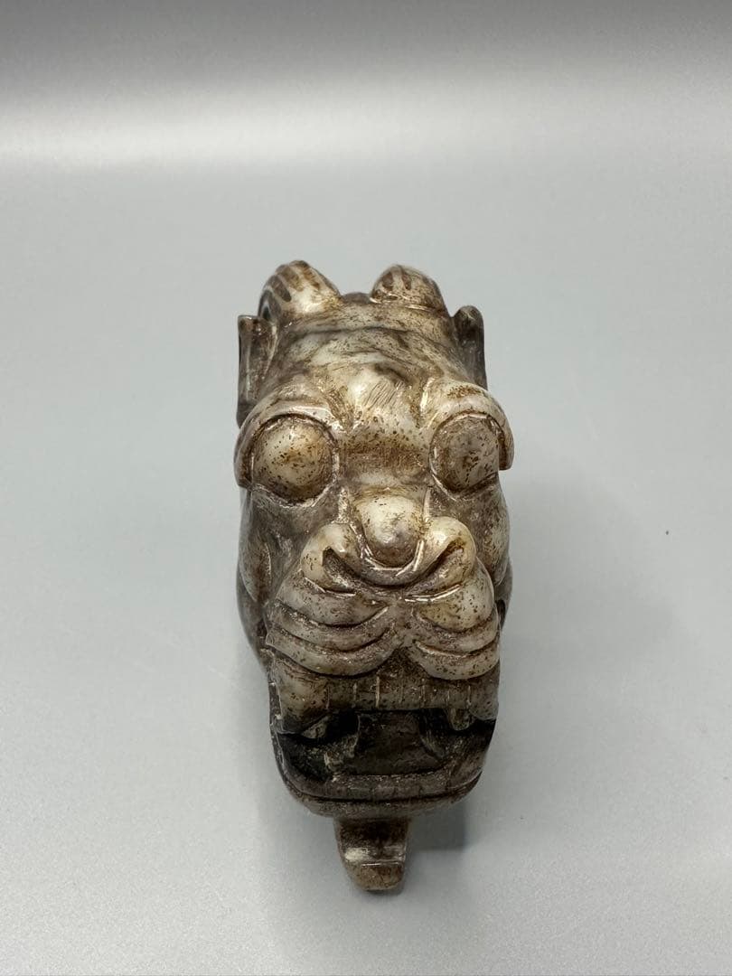 中国古美術　古玉文化　紅山文化　玉龍头 祭祀器　美品　磁石に反応あり　手彫り
