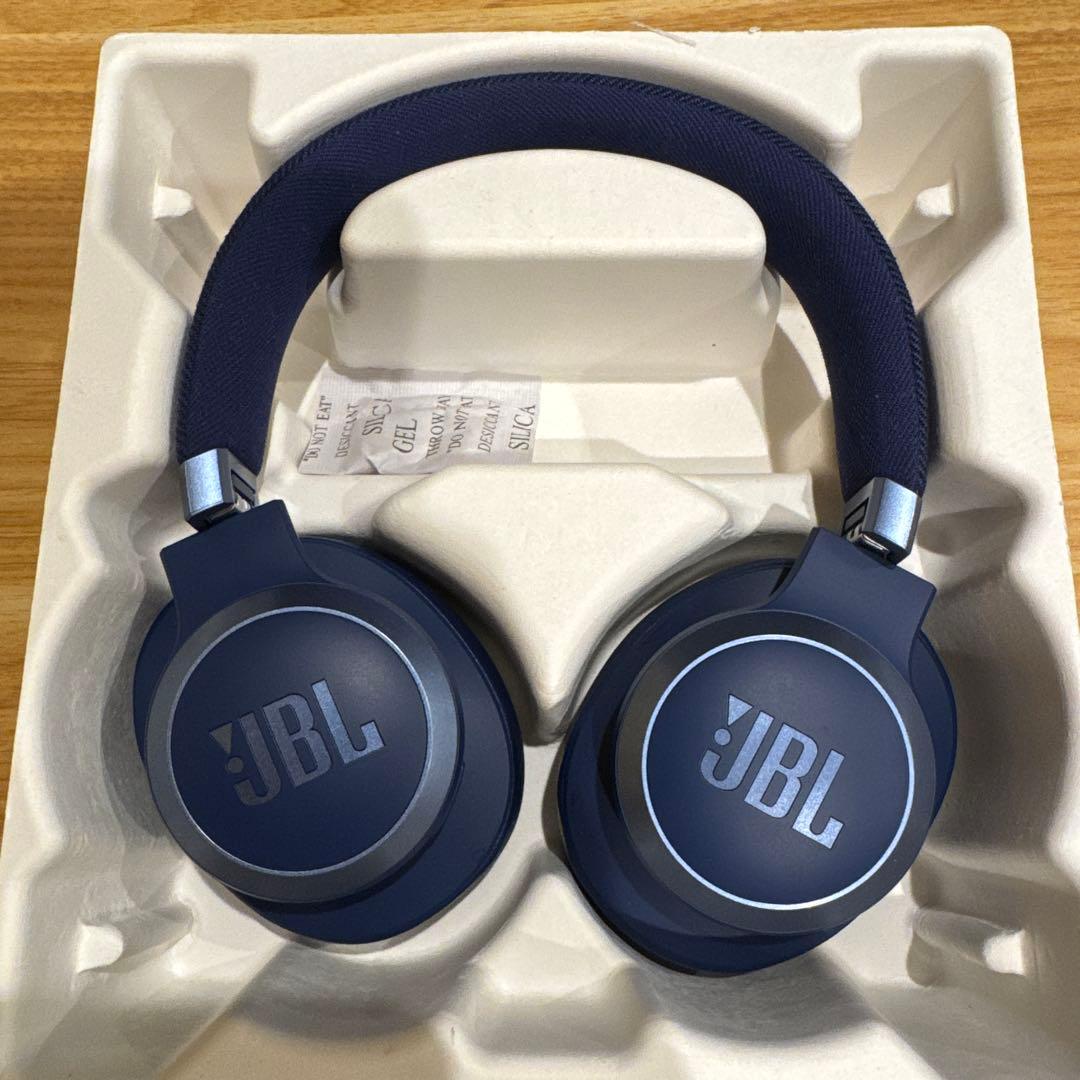 【美品】JBL LIVE770NCワイアレスヘッドホン