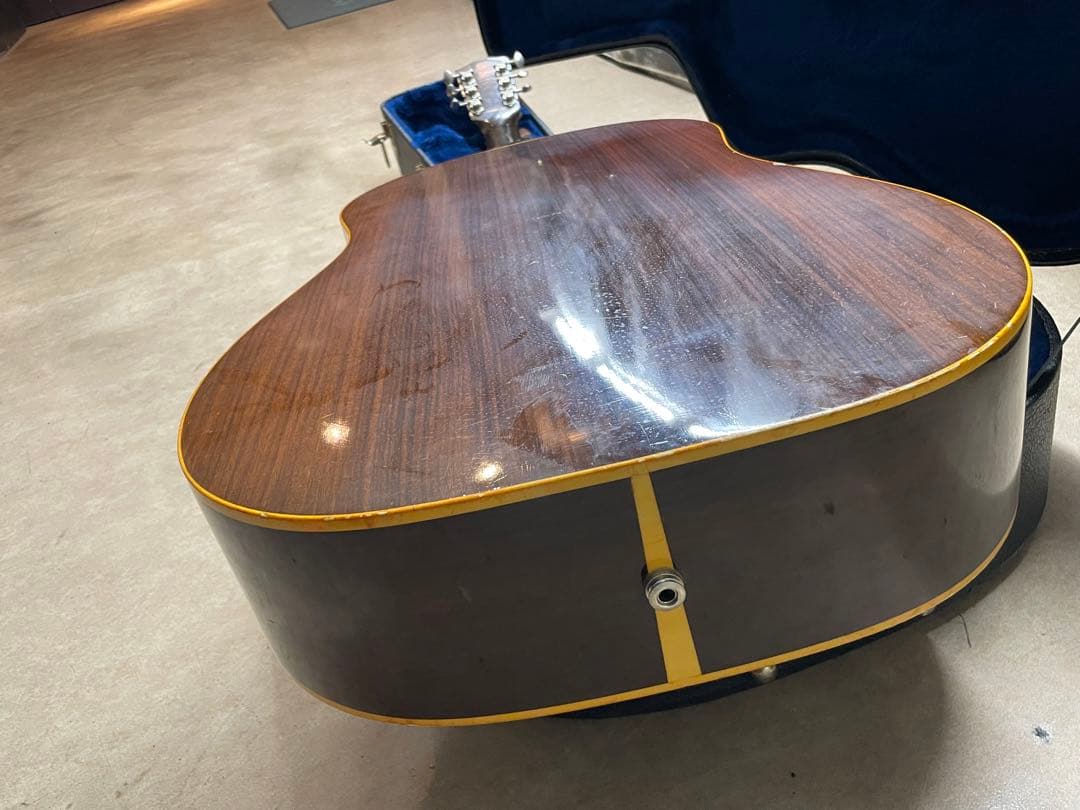 USA製 GIBSON J-45 エレアコ　ギター 専用ケース付 送料無料！美品