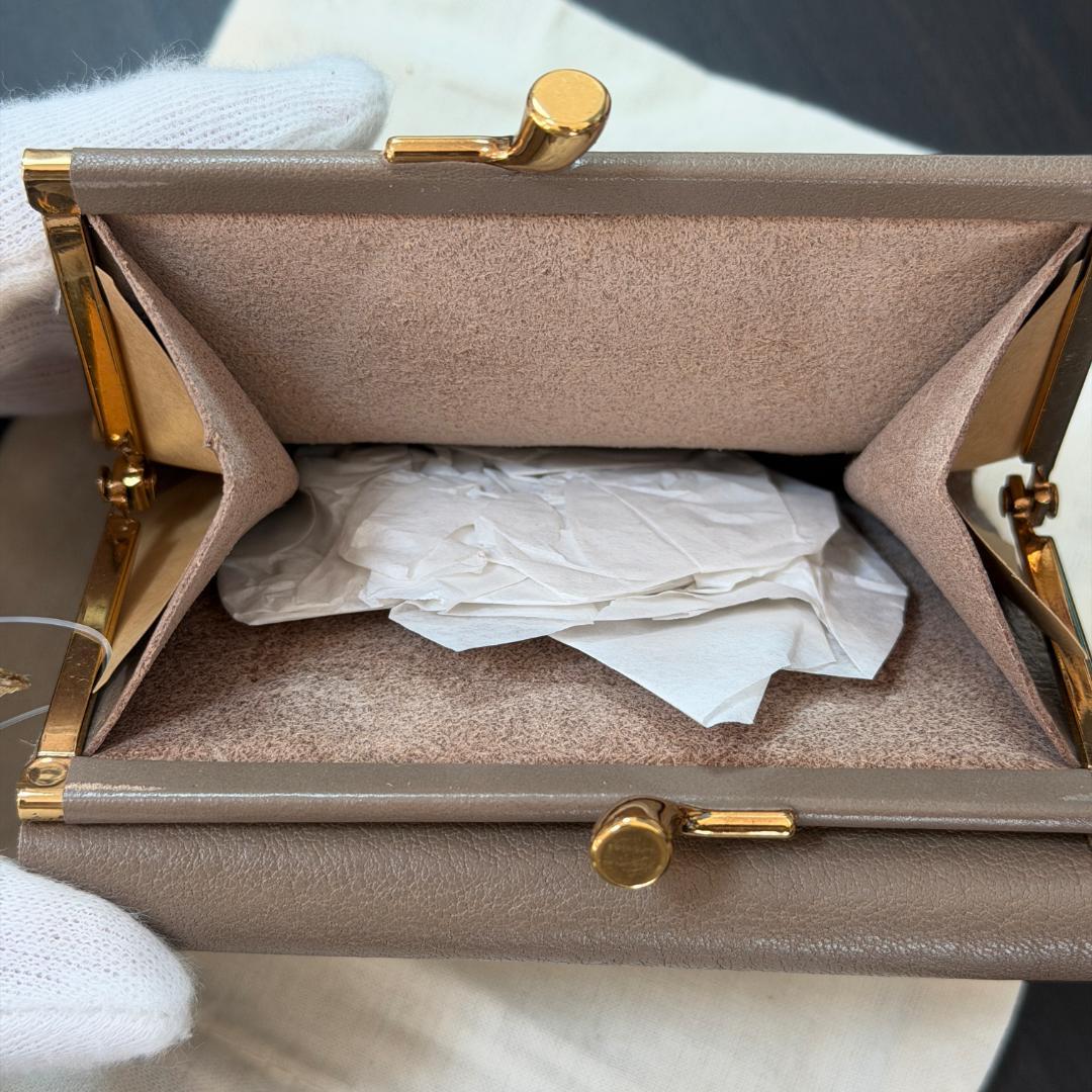 【新品未使用】イルビゾンテ 二つ折り がま口 財布 グレー