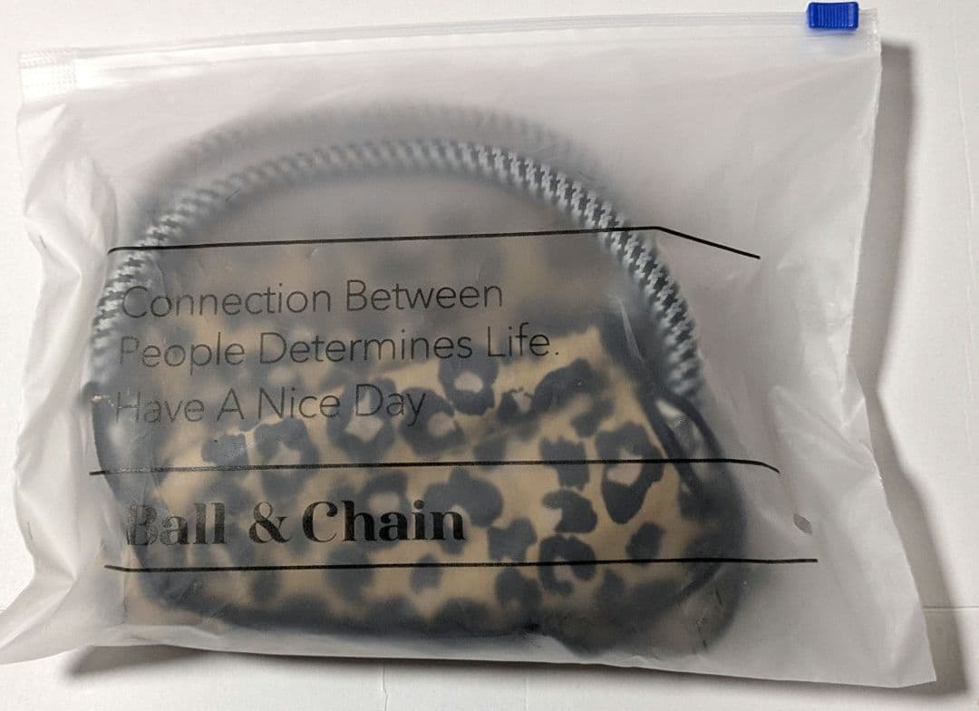 完売品❣️新品・未使用　ボール＆チェーン　70’S ハローキティ　レオパードM