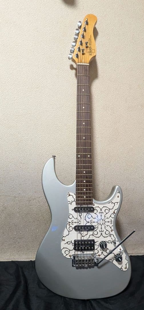 廃盤 Elioth S305 SSH ストラトタイプ アーム付属 タップ可