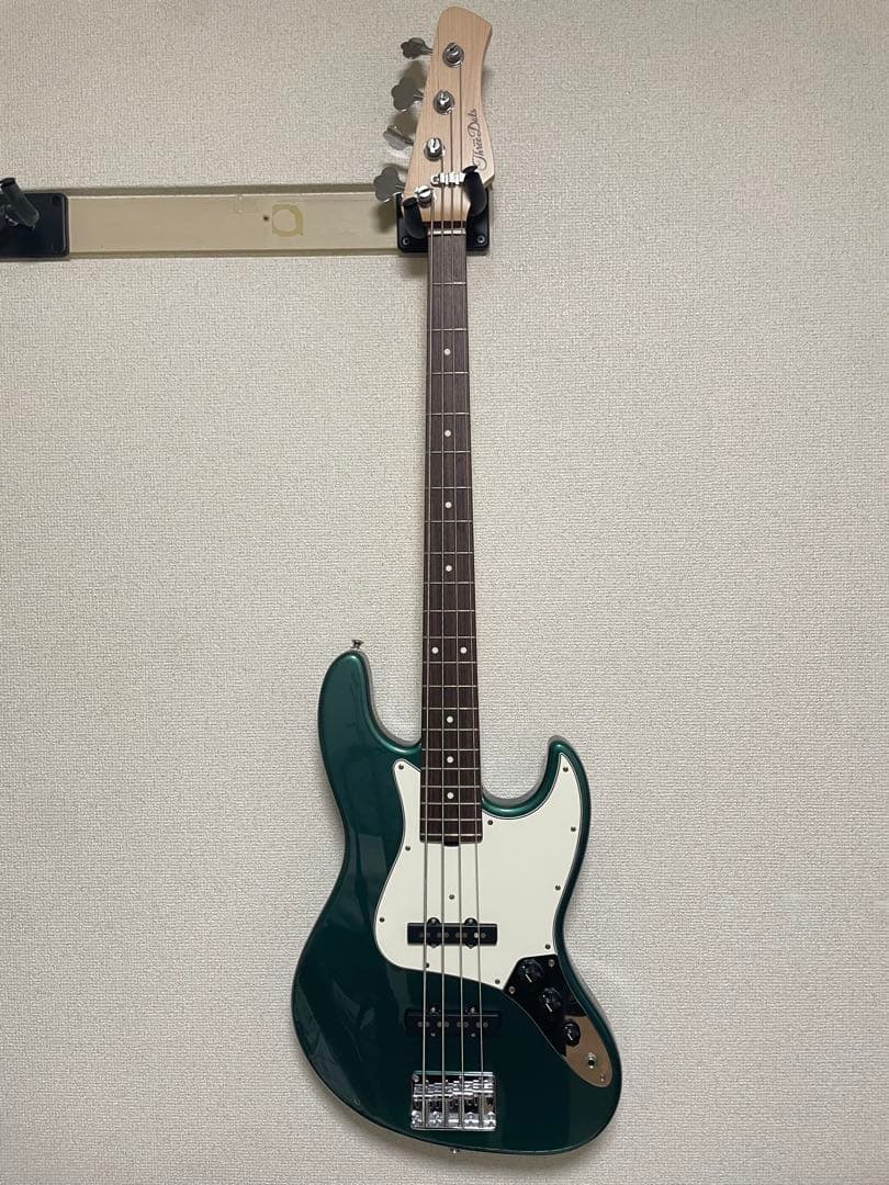 ベース Three Dots JB BRG/R