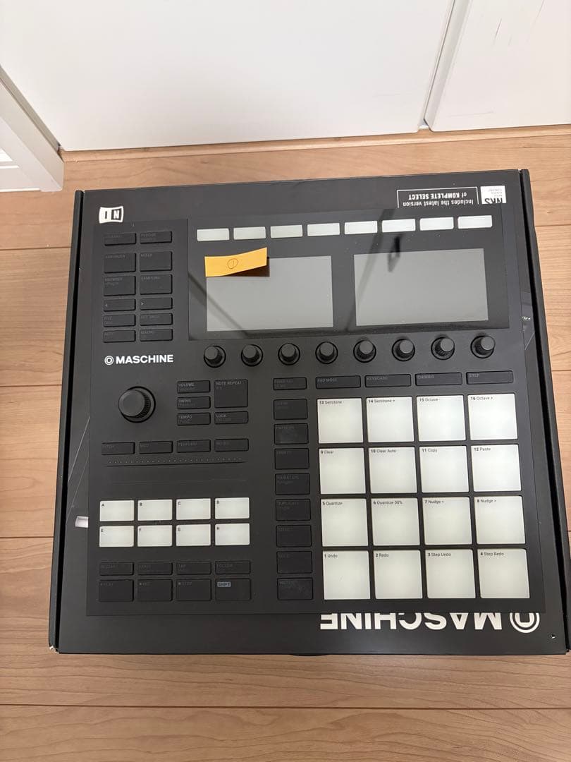 ①Native Instruments MASCHINE Mk3 ライセンス有