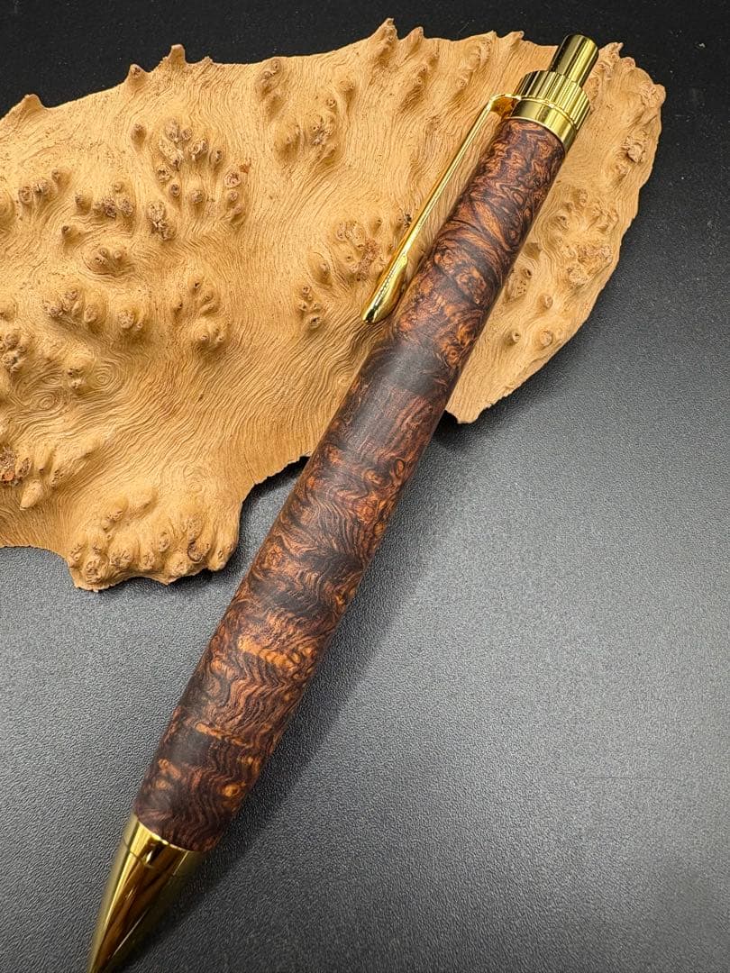 550超極上　ホンジュラスローズウッド　瘤杢　木軸シャーペン　ボールペン