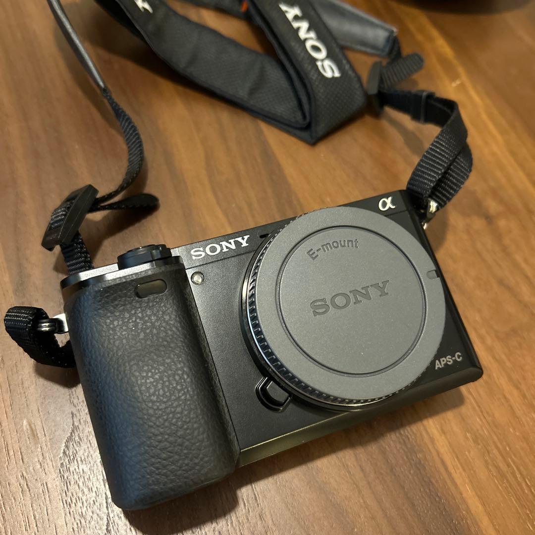 SONY α6000 ミラーレス一眼 本体・レンズ2つ