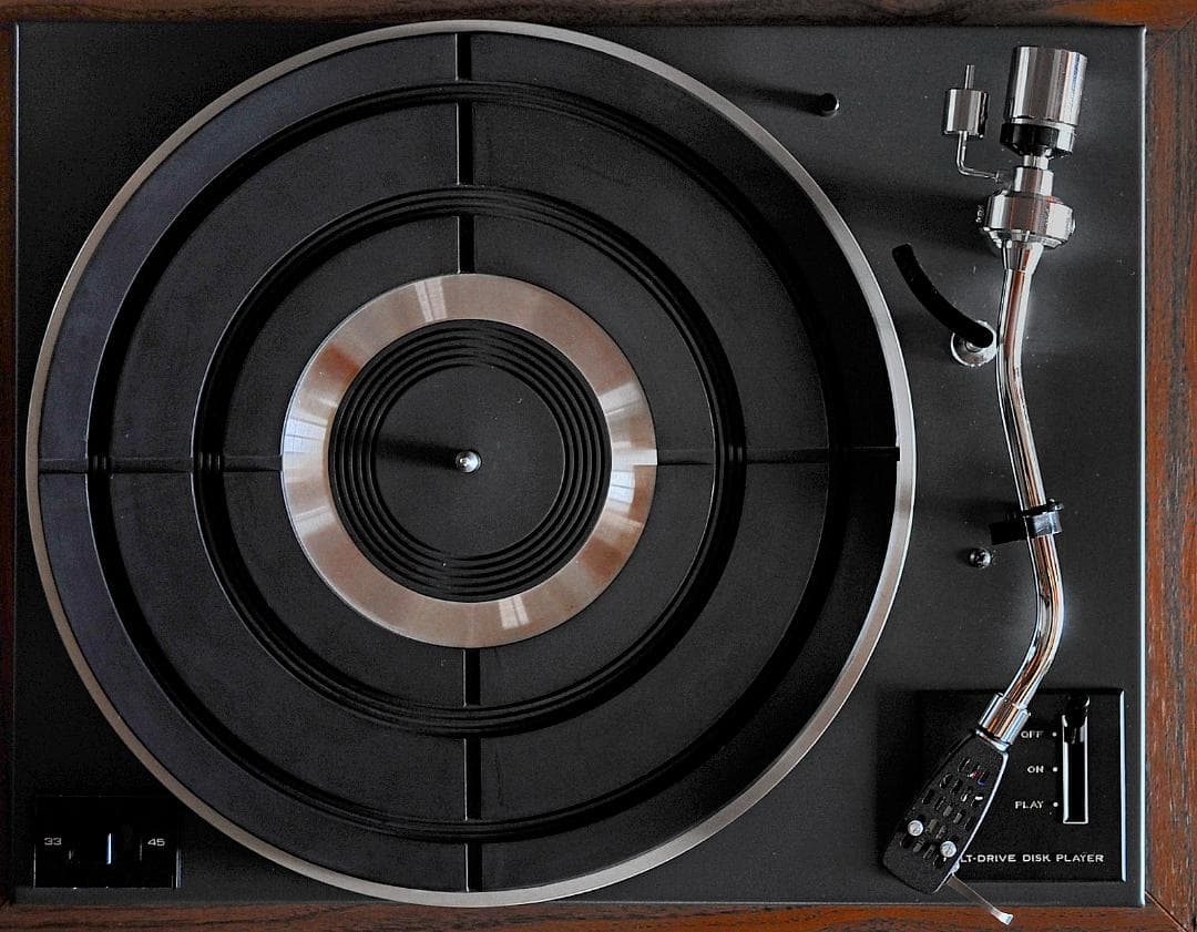 ★ CEC ベルトドライブ プレーヤー BD-3000　70年代ビンテージもの♪