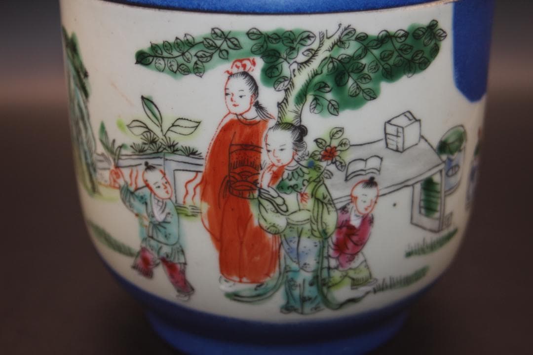 cckoy57835　中国美術品　大清同治年製　蓝釉人物粉彩茶壺　茶缶？