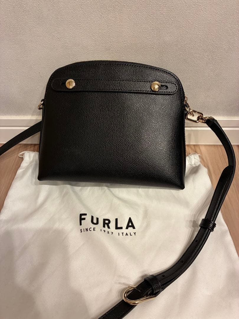 Furla ブラック ショルダーバッグ 保存袋付き