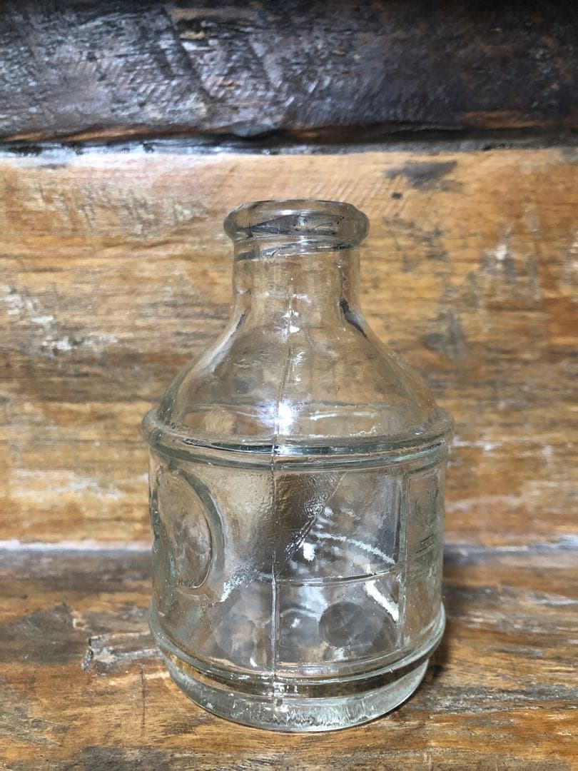 ガラス瓶　レトロ