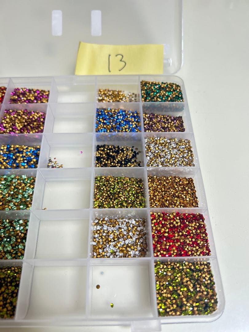 スワロフスキー　no13