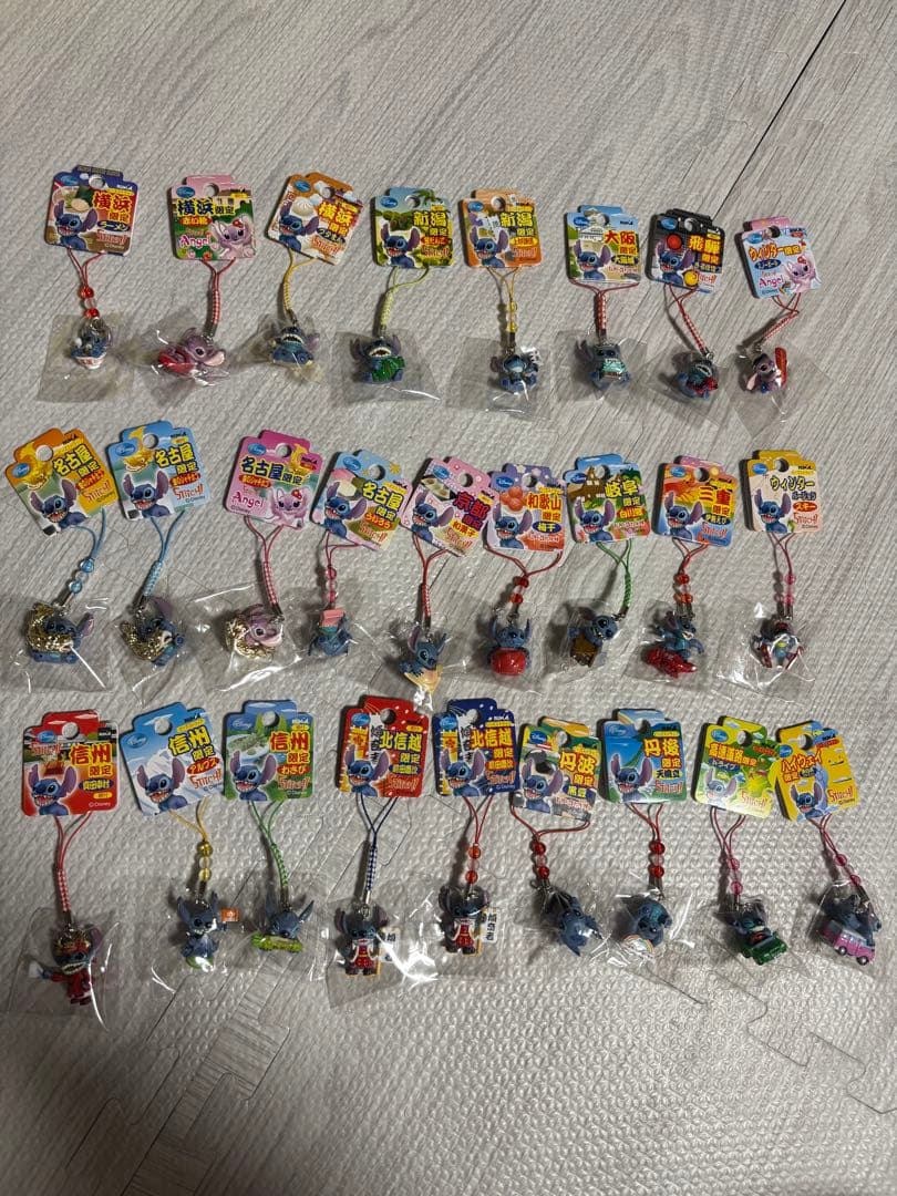 スティッチご当地ストラップ＆根付け　合計113個まとめ売り