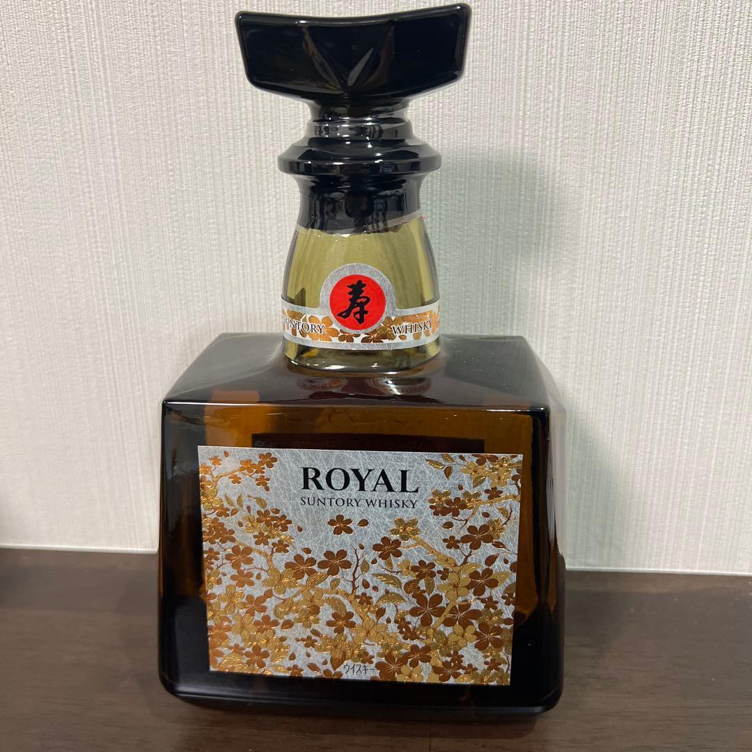 サントリー ローヤル LIMITED EDITON【免税店限定】700ml