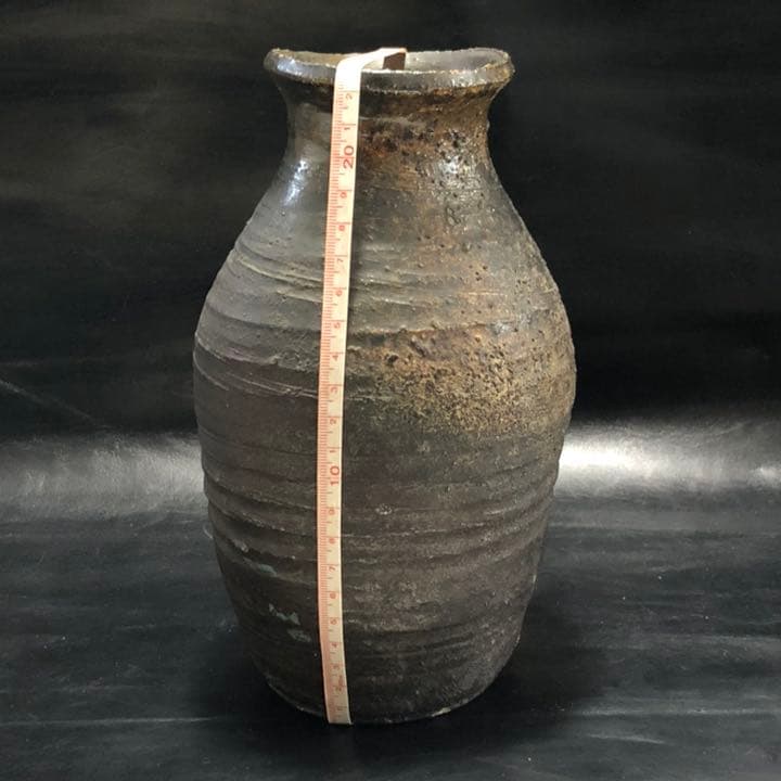 美しい古美術◼️蔵から素晴らしい雰囲気の壺、壷、花瓶が出て来ました。花道具、茶道具