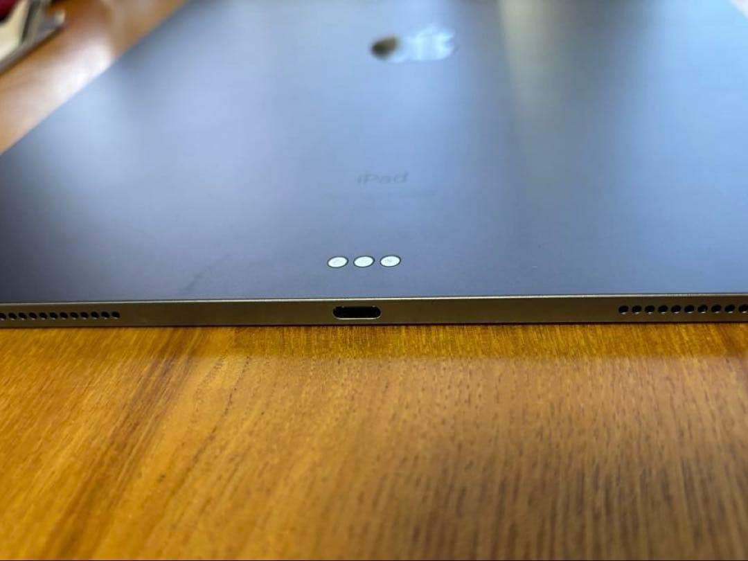 美品　iPad Pro 12.9 第3世代 256GB Wi-Fi