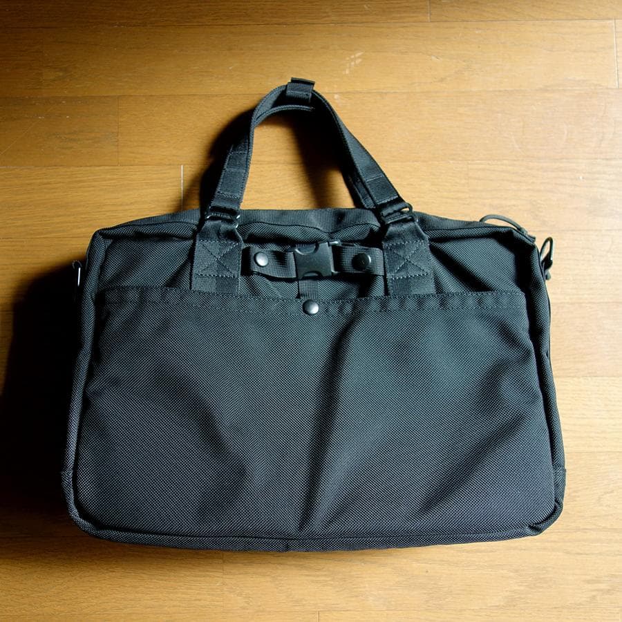 【美品】ブリーフィング　A4 LINER　ブラック