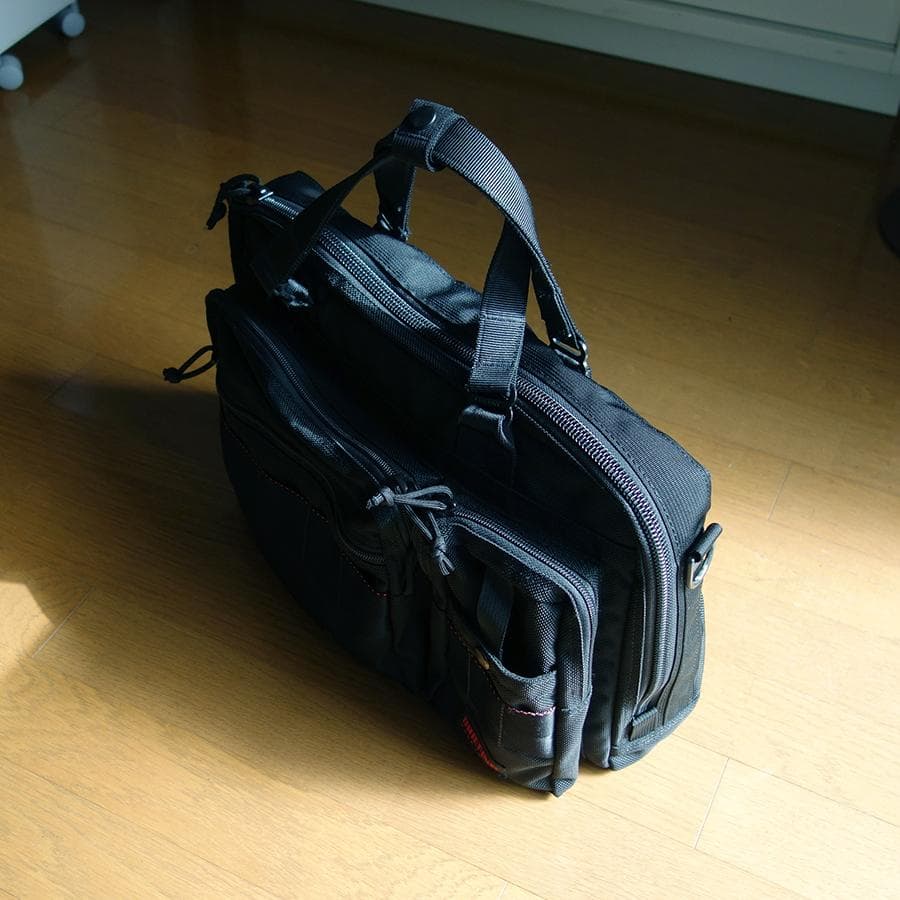 【美品】ブリーフィング　A4 LINER　ブラック