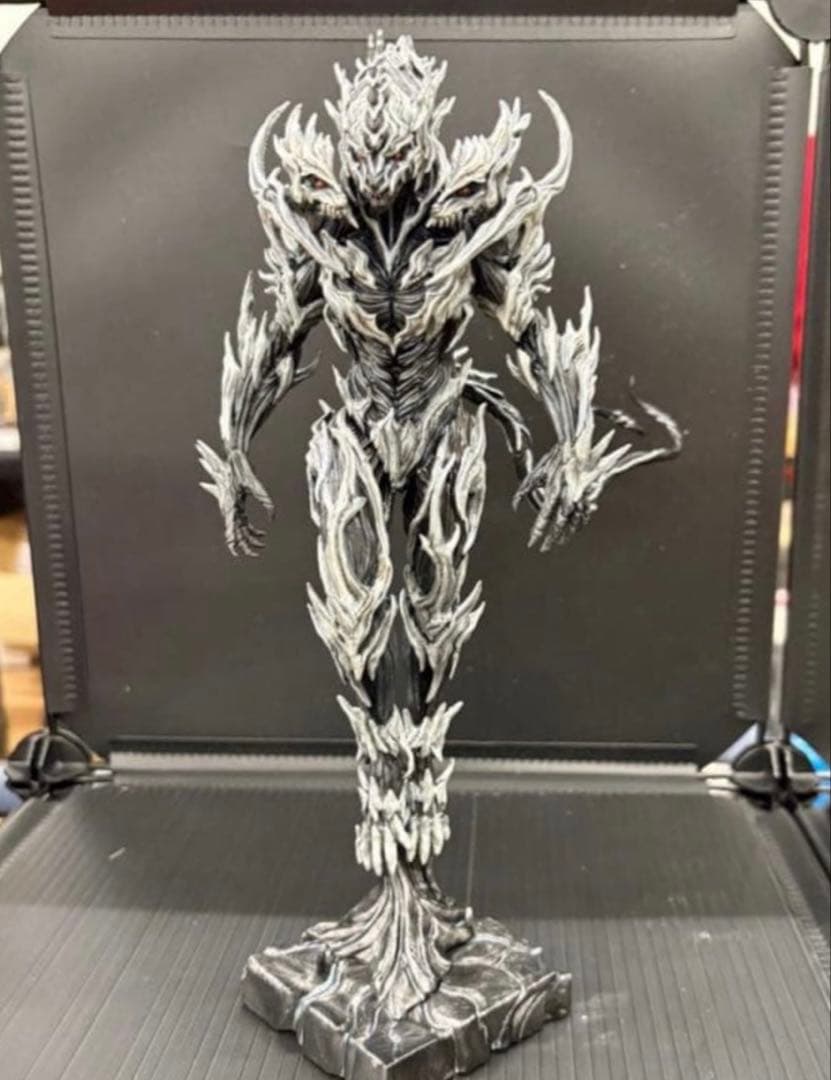 yoshi ホコロビト　モンスターX ワンフェス　ホビラン　ゴジラ　ガレキ