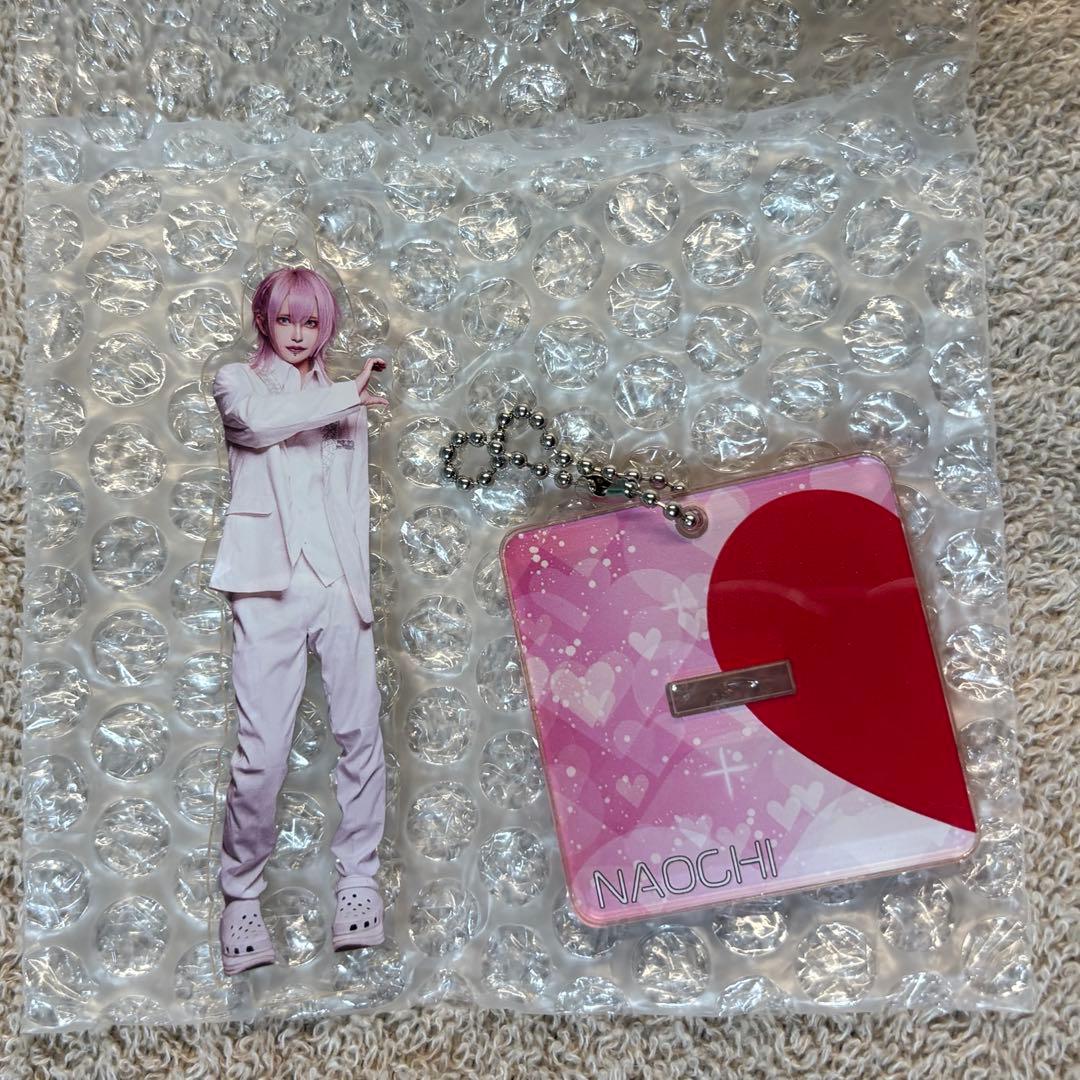 値下げ中！電脳ヒメカ　なおち　アクリルスタンドキーホルダー　缶バッジ16点セット