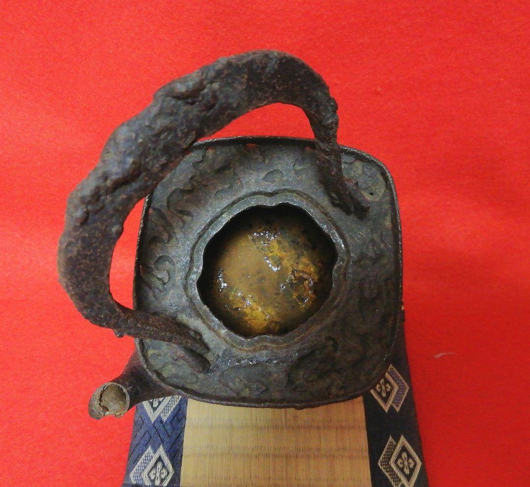 年代物/傑作品！　南部鉄瓶/角形竜紋様　蓋・鐔/摘み・頭/双方魚子地　茶道具