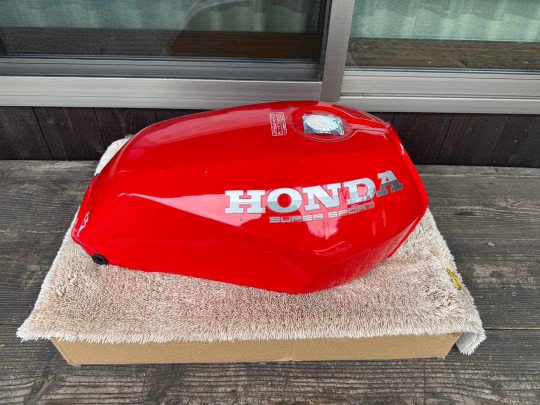 11月20日発送可能　cbx400f 外装