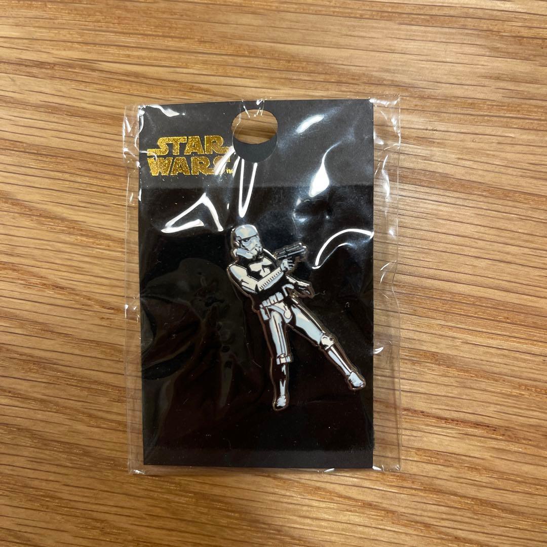 新品未開封 非売品 ノベルティ ピンバッジ スターウォーズ ストームトルーパー