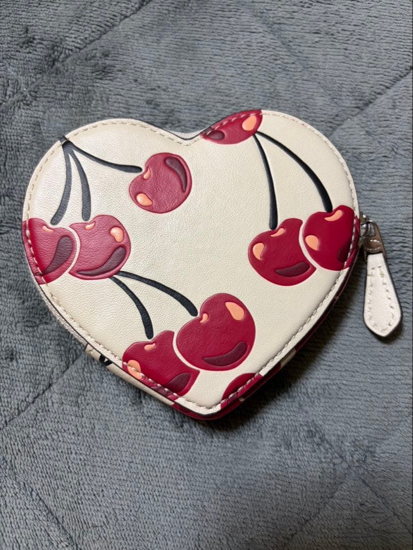 COACH コーチ ハートケース 財布 チェリー ホワイト 新品保管品