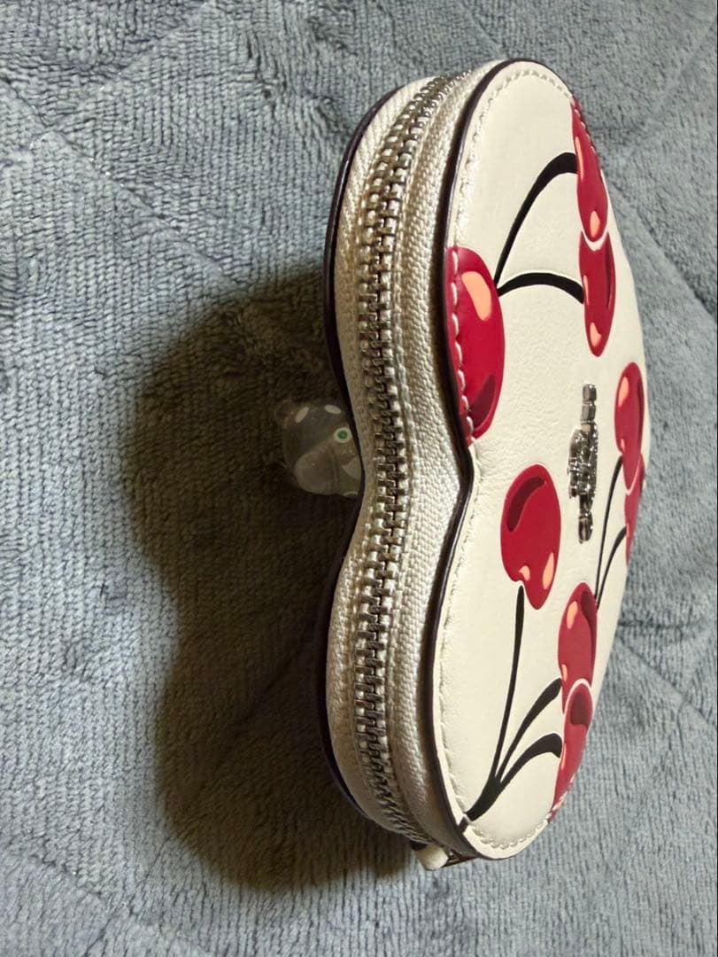 COACH コーチ ハートケース 財布 チェリー ホワイト 新品保管品