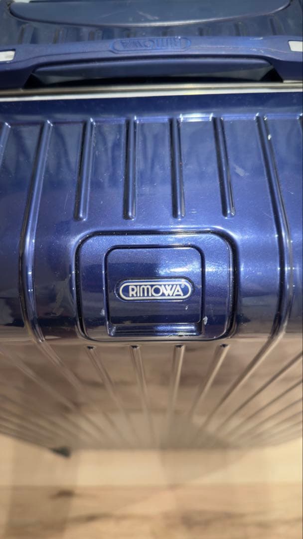 RIMOWA ネイビーキャリーケース