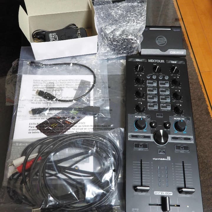 Reloop Mixtour DJコントローラー(最終値下)