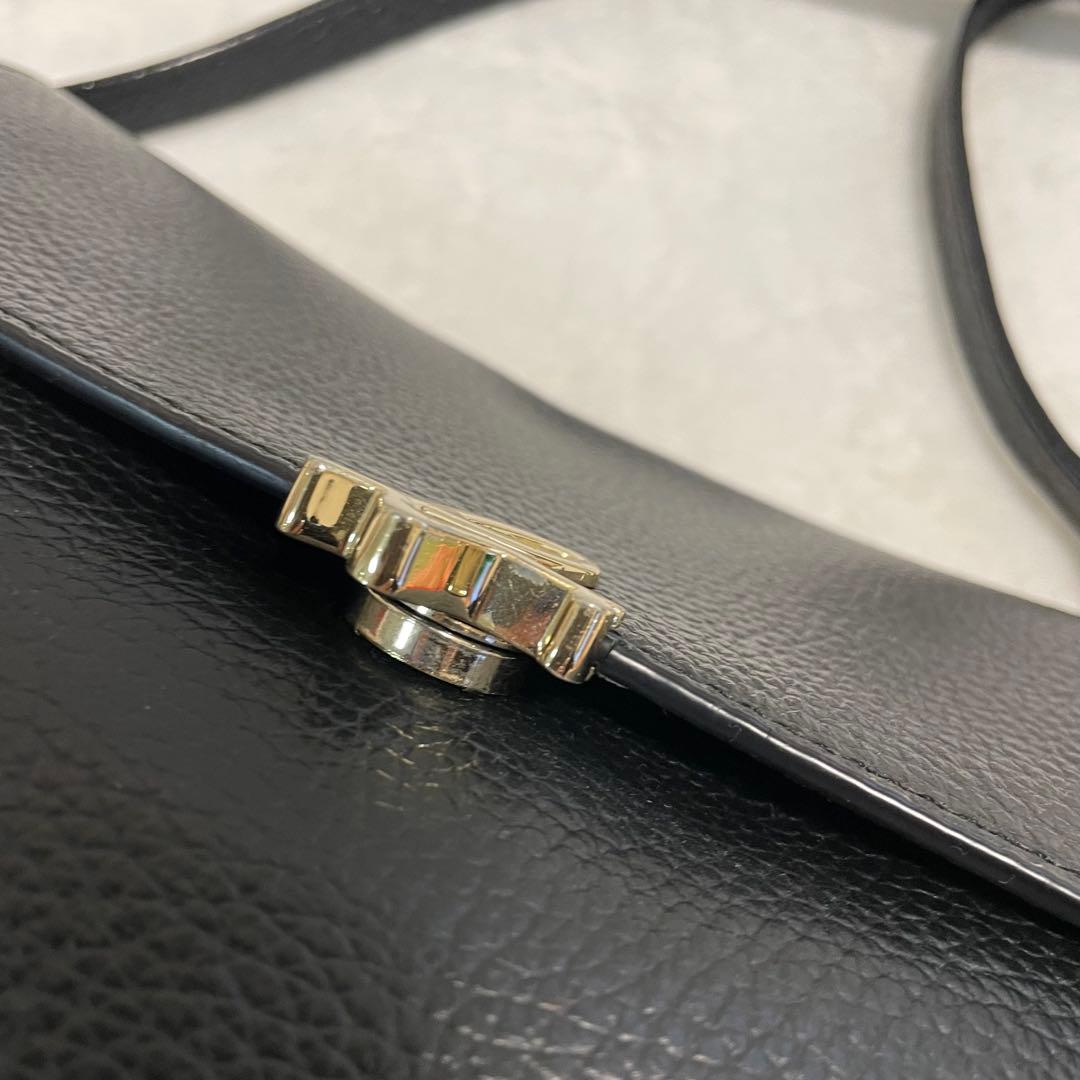 美品　アニエスベー　ショルダーバッグ　レザー　ブラック　ゴールド金具