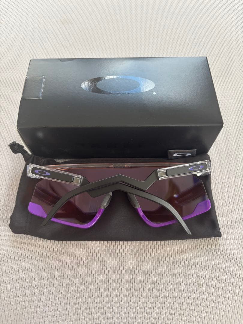 Oakley スポーツサングラス 青紫 レンズ