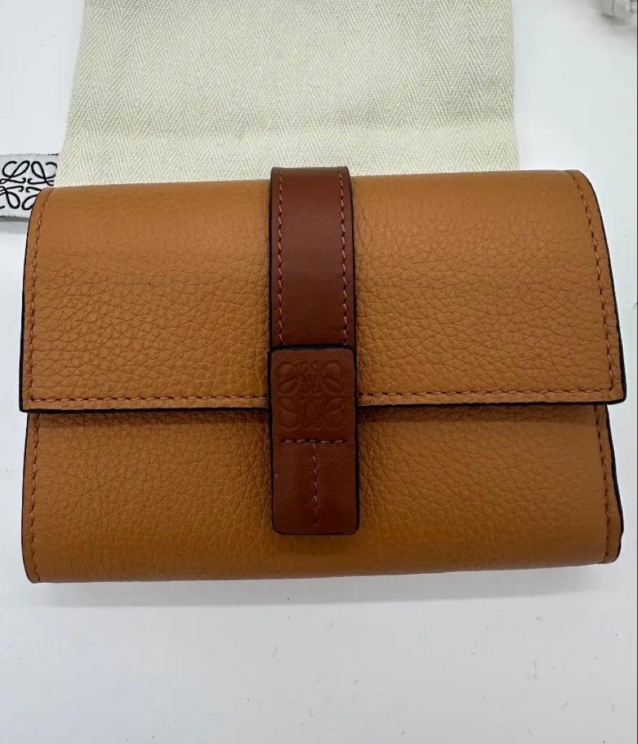 新品未使用 LOEWE グレイン カーフレザー バーティカル ウォレット