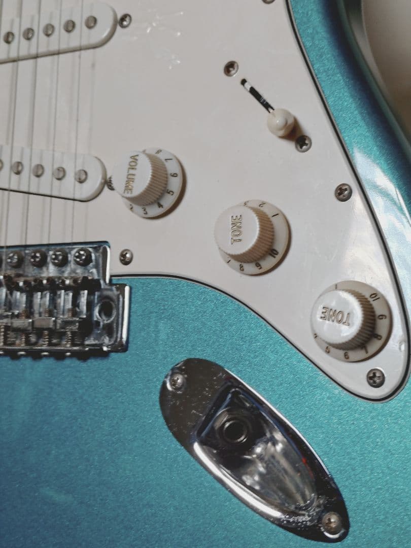 Legend ストラトタイプ エレキギター