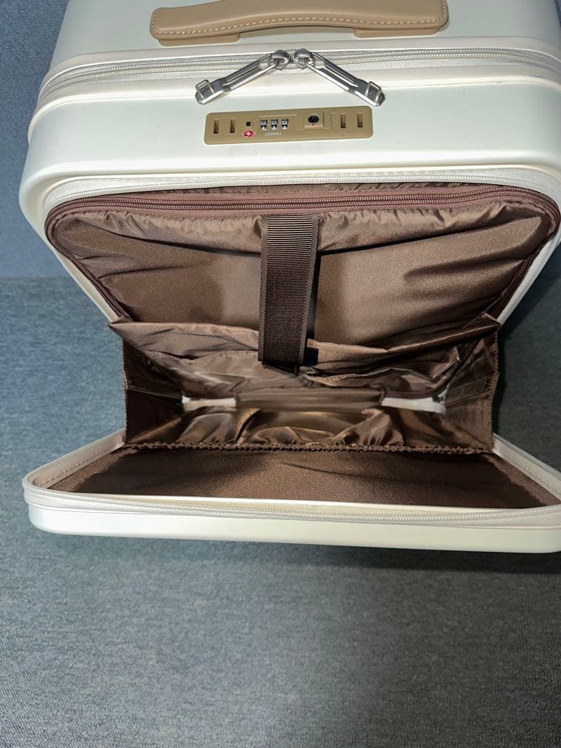 ACE フレットボード 50L スーツケース　アイボリー　ホワイト