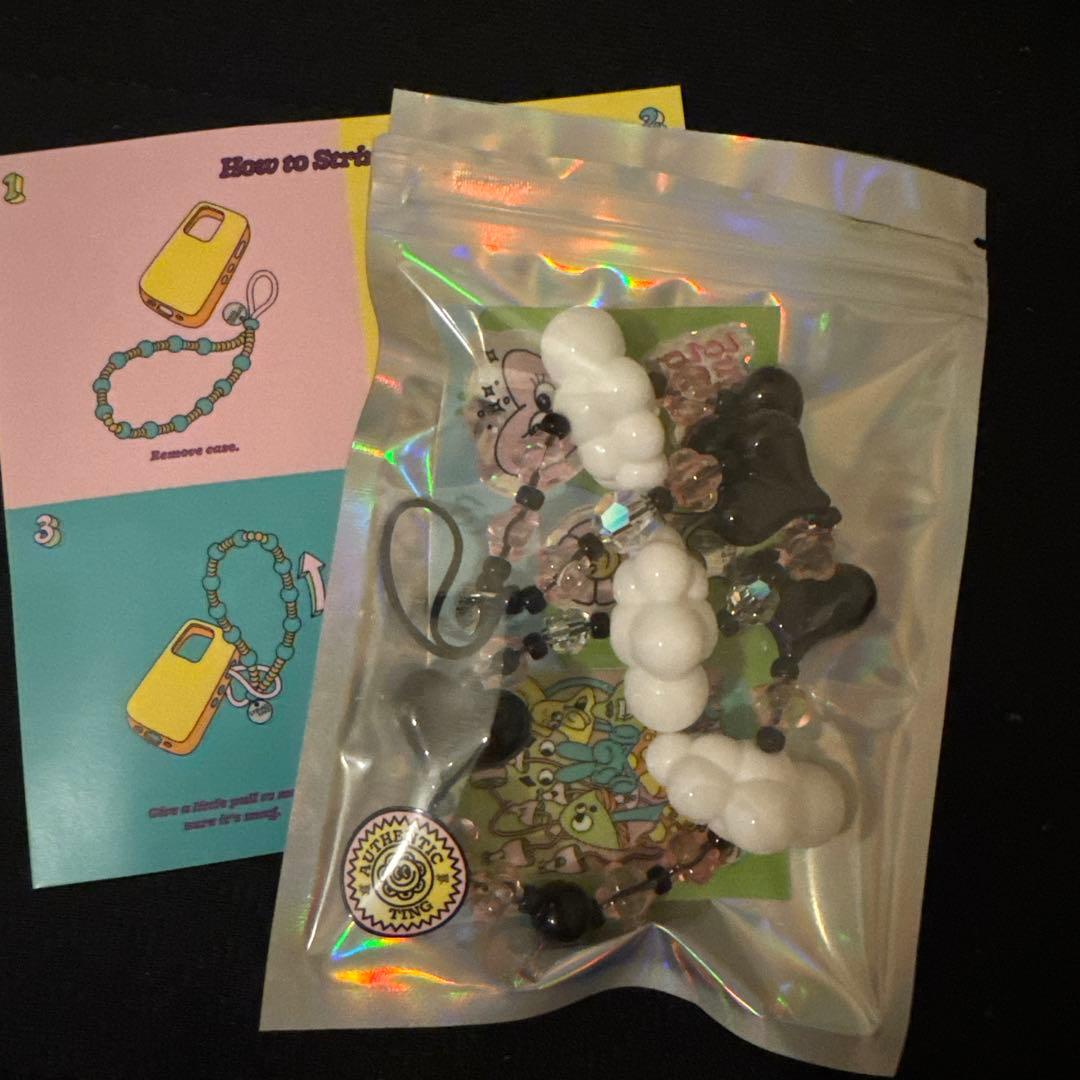 stringting ストリングティング　スマホストラップ