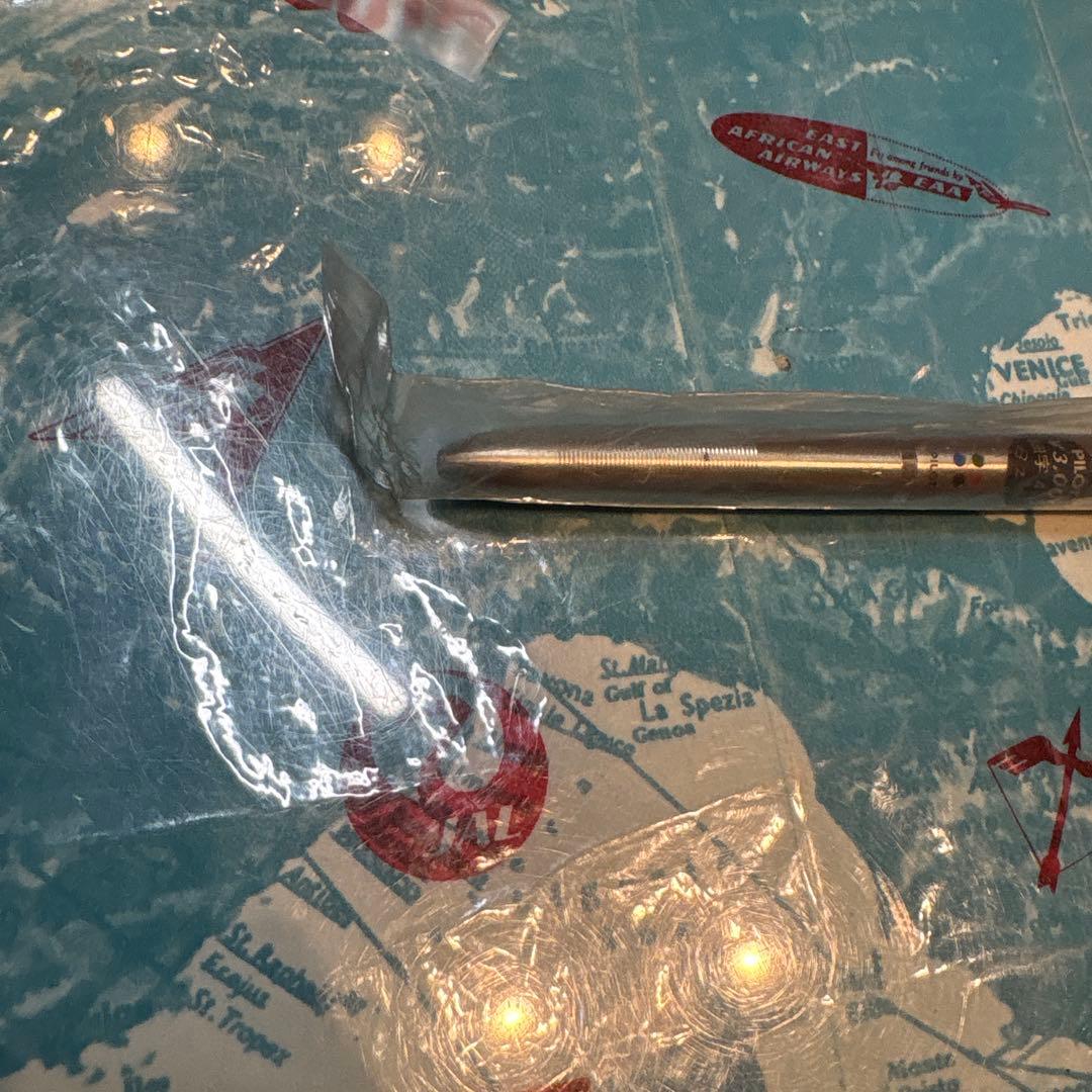 パイロット　振子式　４色ボールペン　新品（メーカー袋のまま未開封）