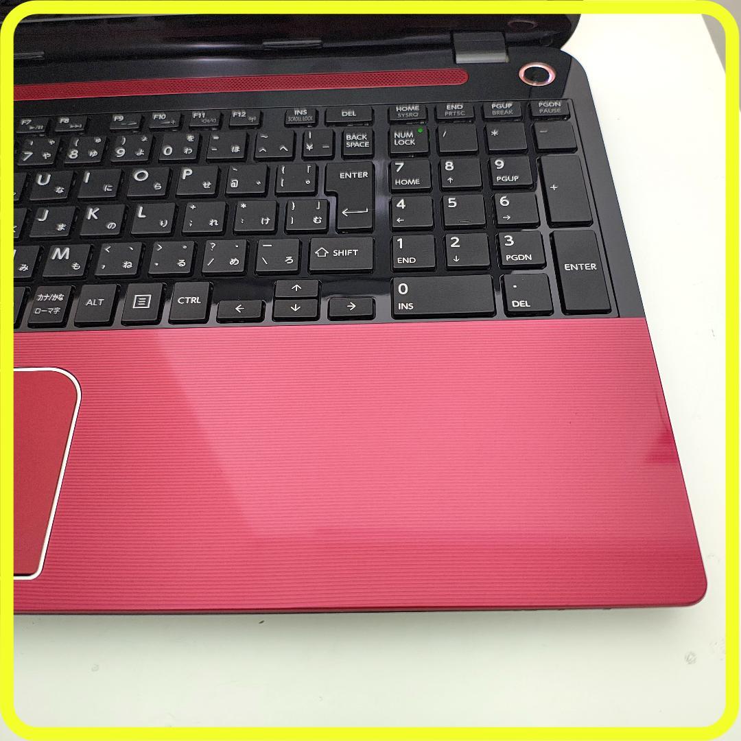 美品　赤　新品SSD256GB⭐️windows11　ノートパソコン　779